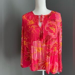 Women’s Floral Top